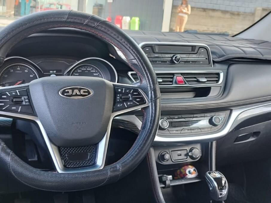 JAC JS3 2022 40.382 Kms.