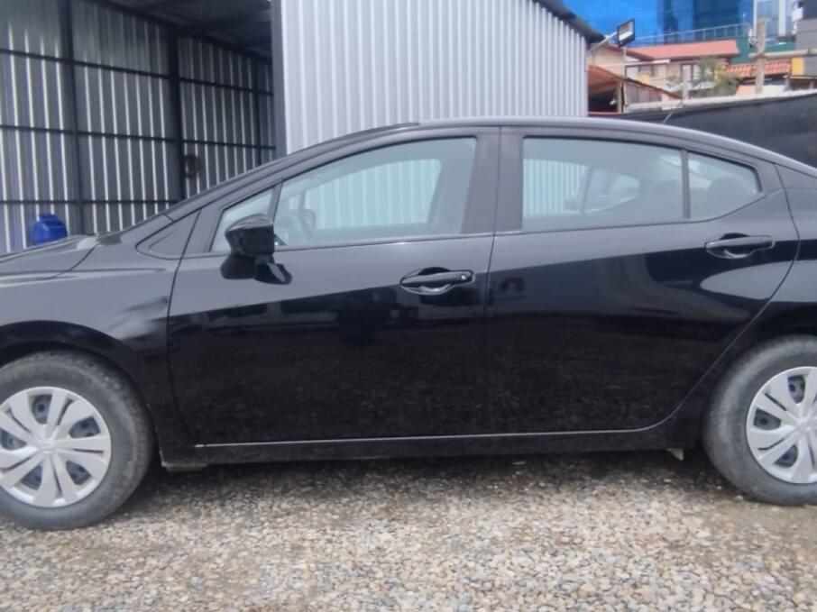 NISSAN VERSA 2022 13.654 Kms.