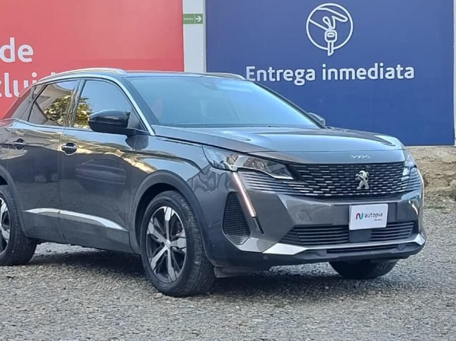 PEUGEOT 3008 2023 15.379 Kms.