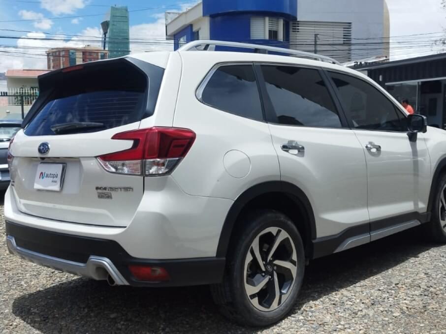 SUBARU FORESTER 2022 33.090 Kms.