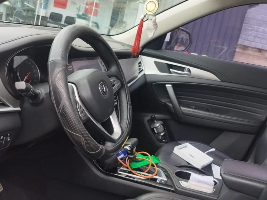 JAC JS4 2023 35.597 Kms.