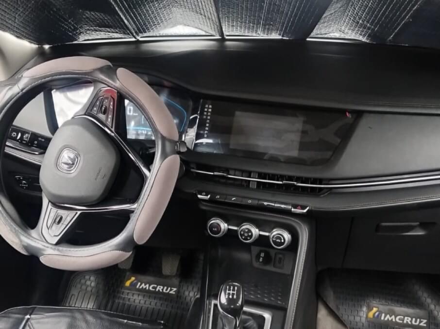 CHANGAN CS15 2024 24.500 Kms.