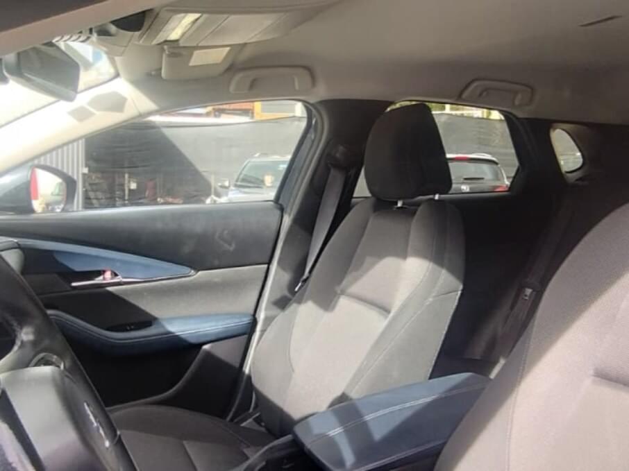 MAZDA CX-30 2024 24.500 Kms.