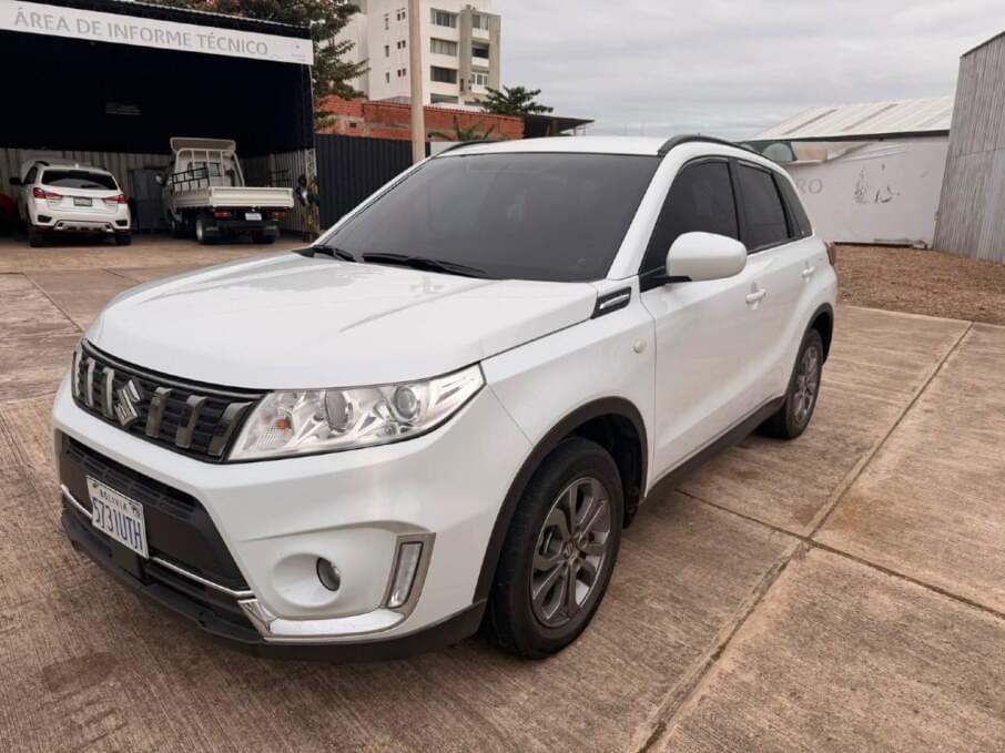 SUZUKI VITARA 2023 66.220 Kms.