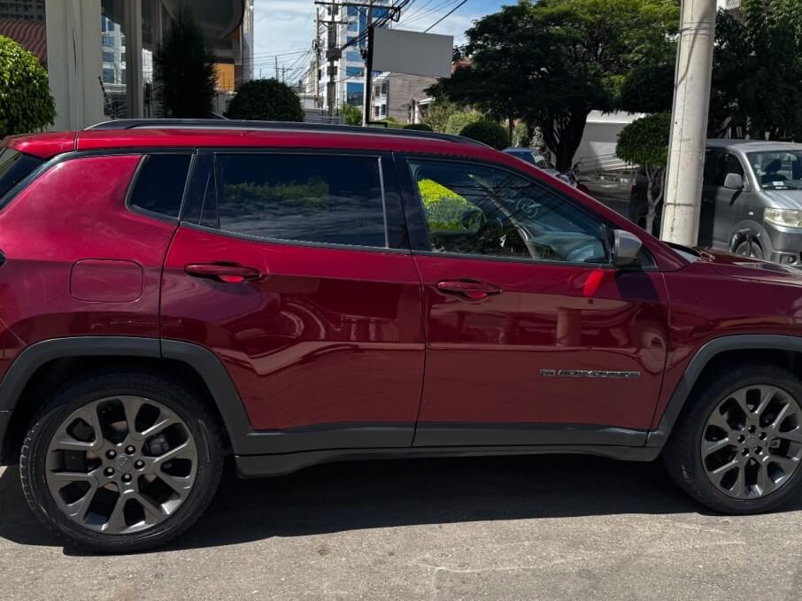 JEEP COMPASS 2021 60.000 Kms.
