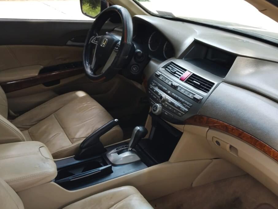 HONDA ACCORD 2008 49.150 Kms.