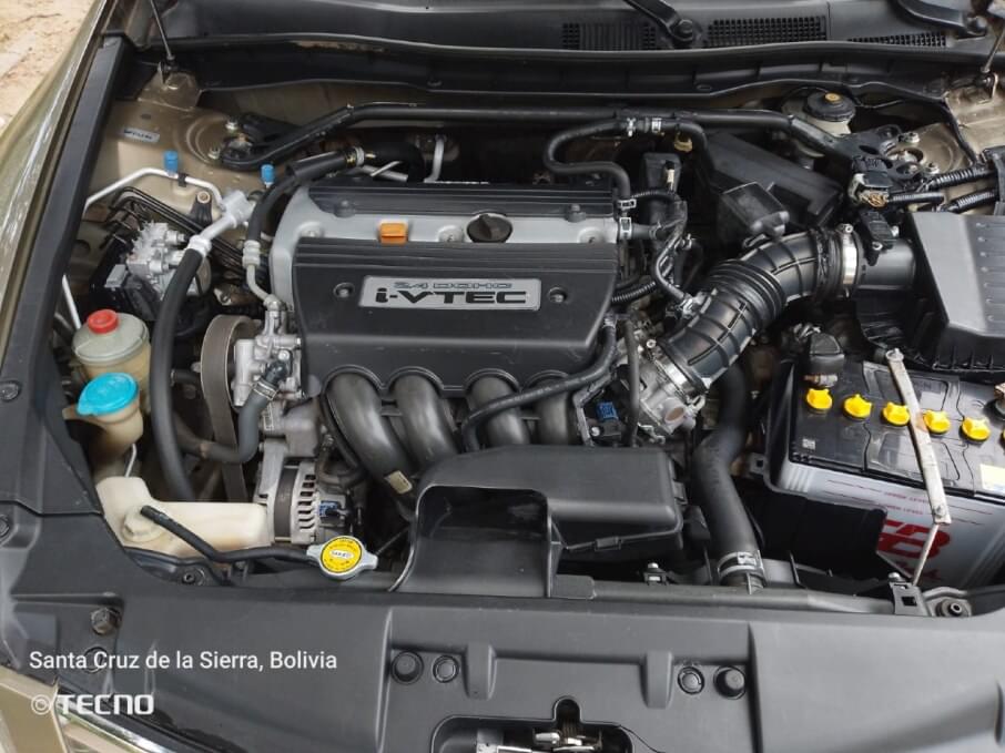 HONDA ACCORD 2008 49.150 Kms.