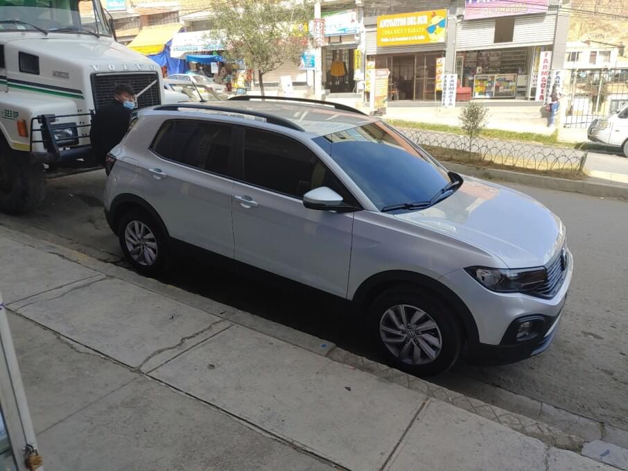 VOLKSWAGEN T-CROSS 2021 66.200 Kms.