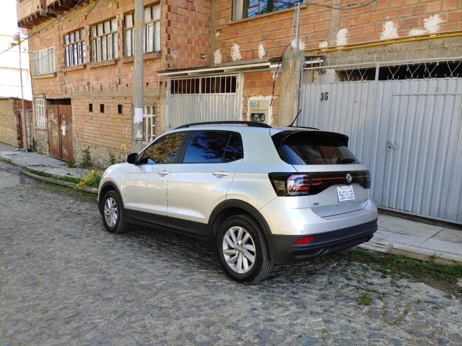 VOLKSWAGEN T-CROSS 2021 66.200 Kms.