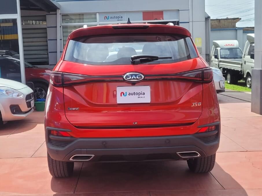 JAC JS8 2025 2.400 Kms.