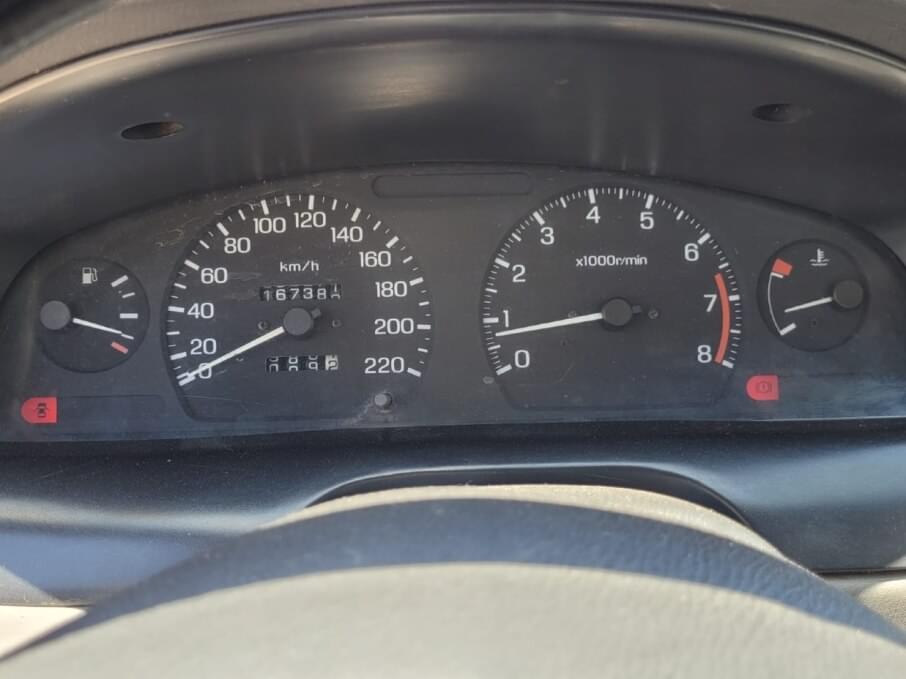 NISSAN SENTRA 1997 167.400 Kms.