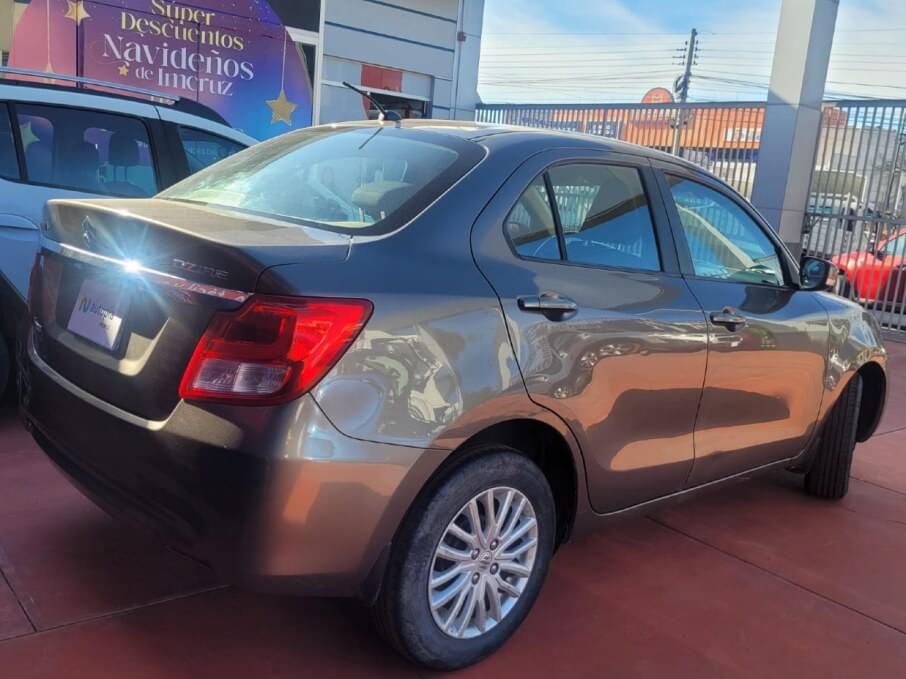 SUZUKI SWIFT DZIRE 2020 74.700 Kms.