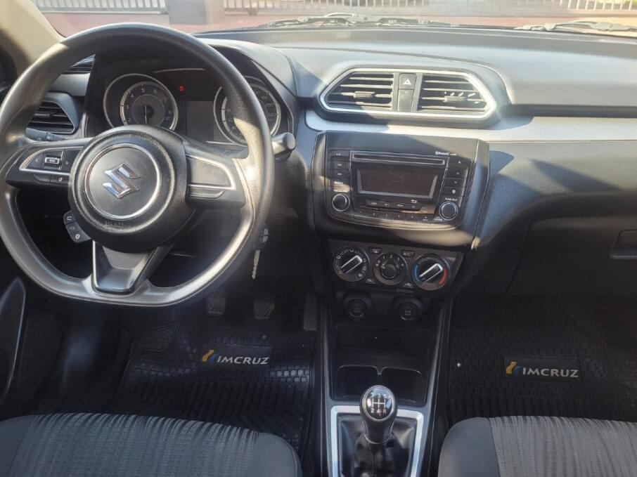 SUZUKI SWIFT DZIRE 2020 74.700 Kms.