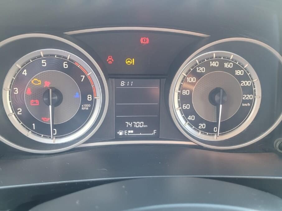SUZUKI SWIFT DZIRE 2020 74.700 Kms.