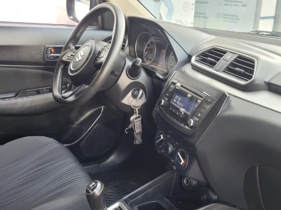 SUZUKI DZIRE SEDAN 2019 79.650 Kms.