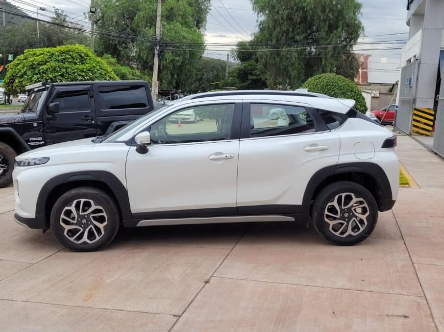 SUZUKI FRONX 2025 3.800 Kms.