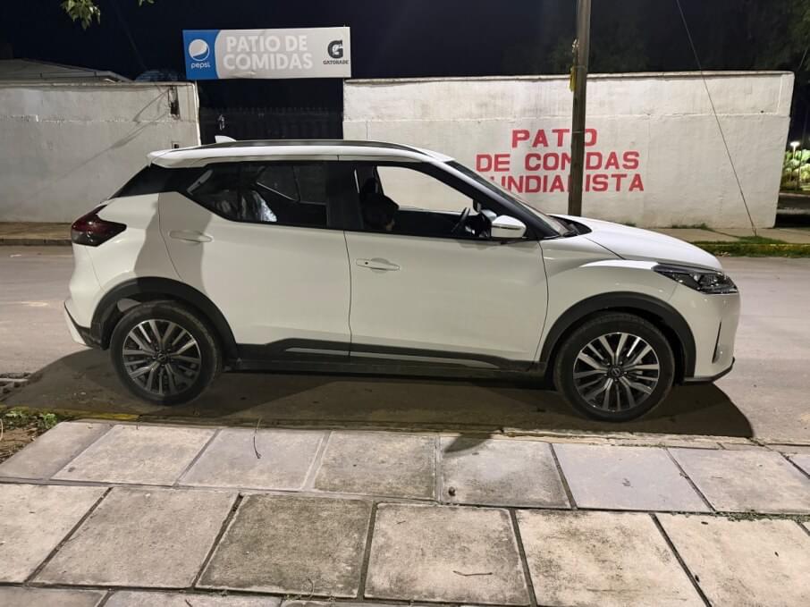 NISSAN KICKS 2025 3.500 Kms.