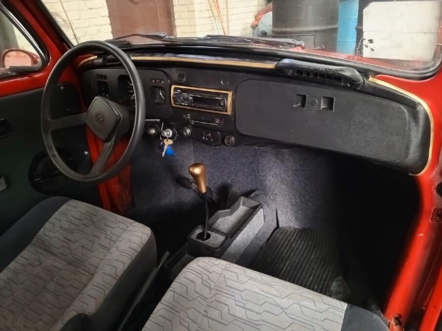 VOLKSWAGEN ESCARABAJO 1985 100.000 Kms.