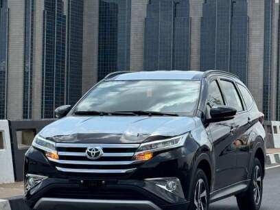 TOYOTA RUSH 2024 2.130 Kms.