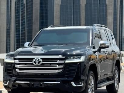 TOYOTA LAND CRUISER 2025 178 Kms.