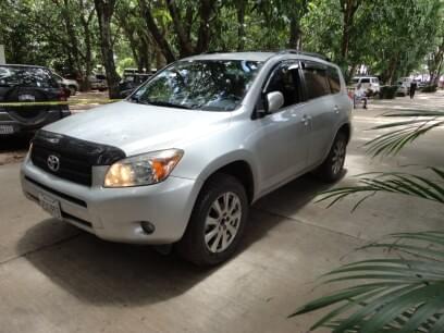 TOYOTA RAV4 2007 185.358 Kms.