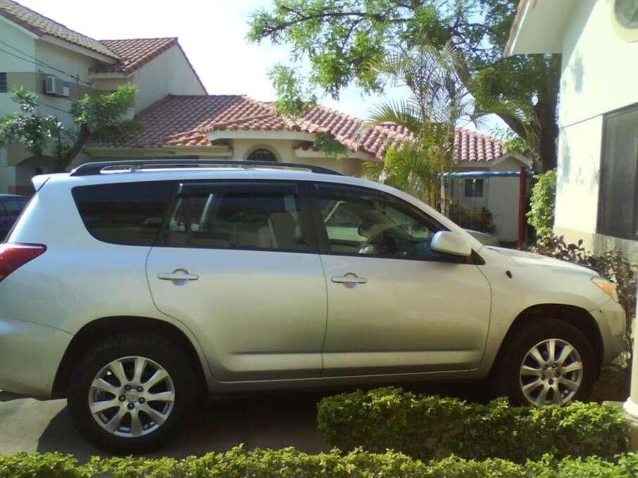 TOYOTA RAV4 2007 185.358 Kms.