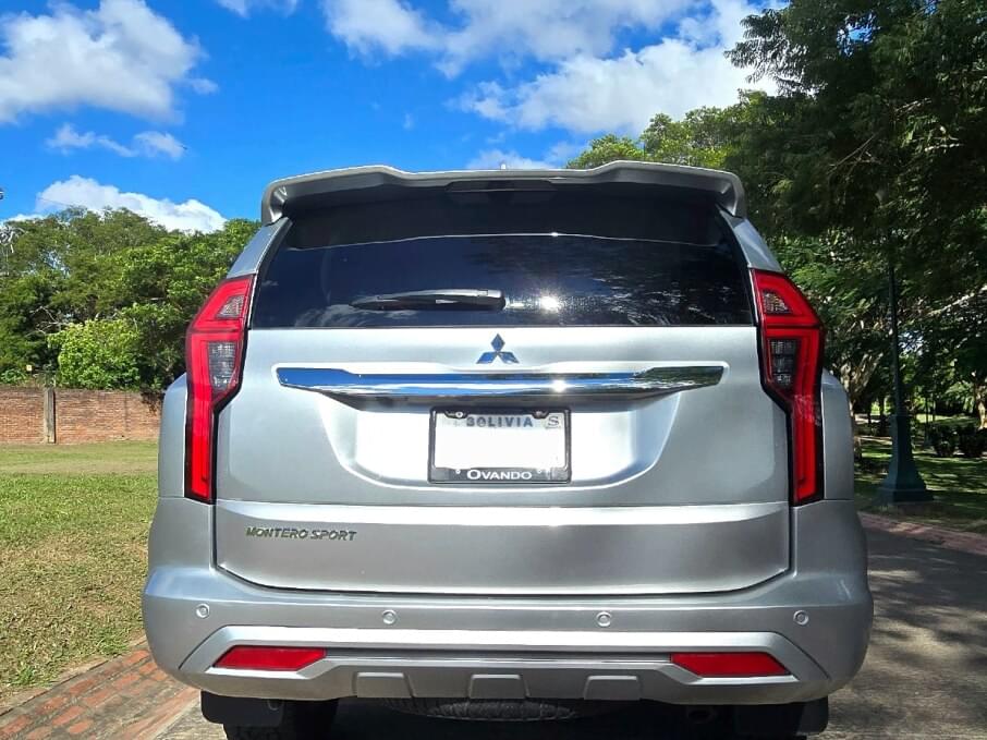 MITSUBISHI MONTERO SPORT 2023 56.000 Kms.