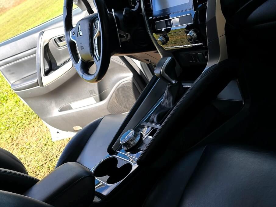 MITSUBISHI MONTERO SPORT 2023 56.000 Kms.