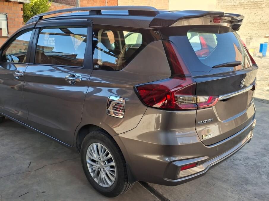 SUZUKI ERTIGA 2022 33.800 Kms.