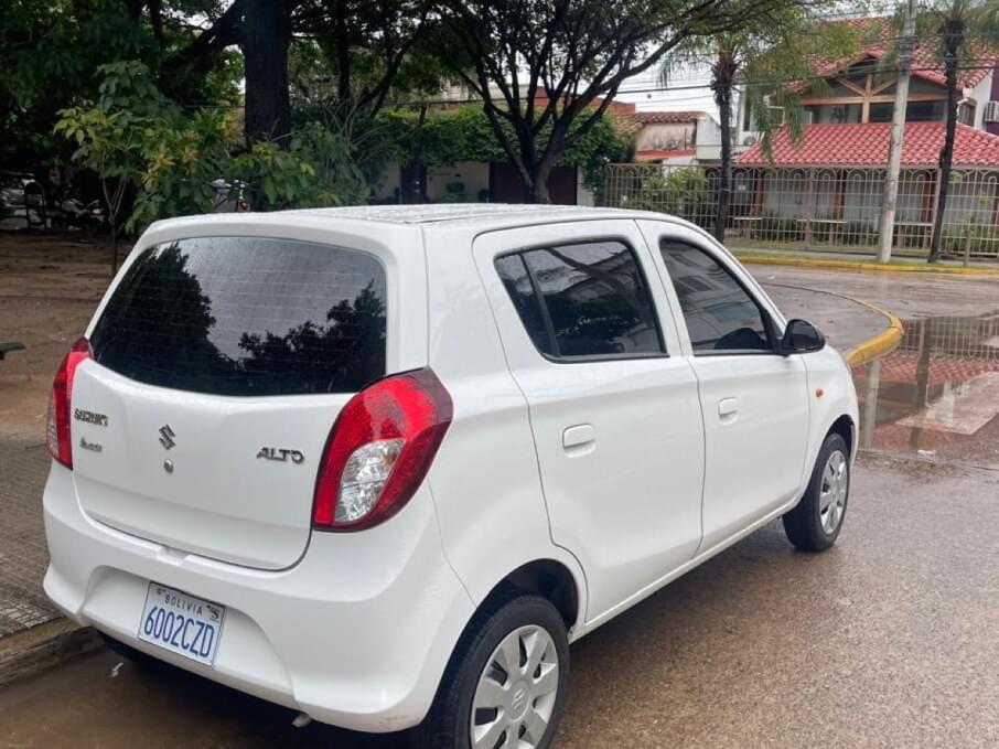 SUZUKI ALTO 2023 39.000 Kms.