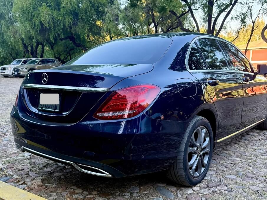 MERCEDES BENZ C200 2018 83.000 Kms.