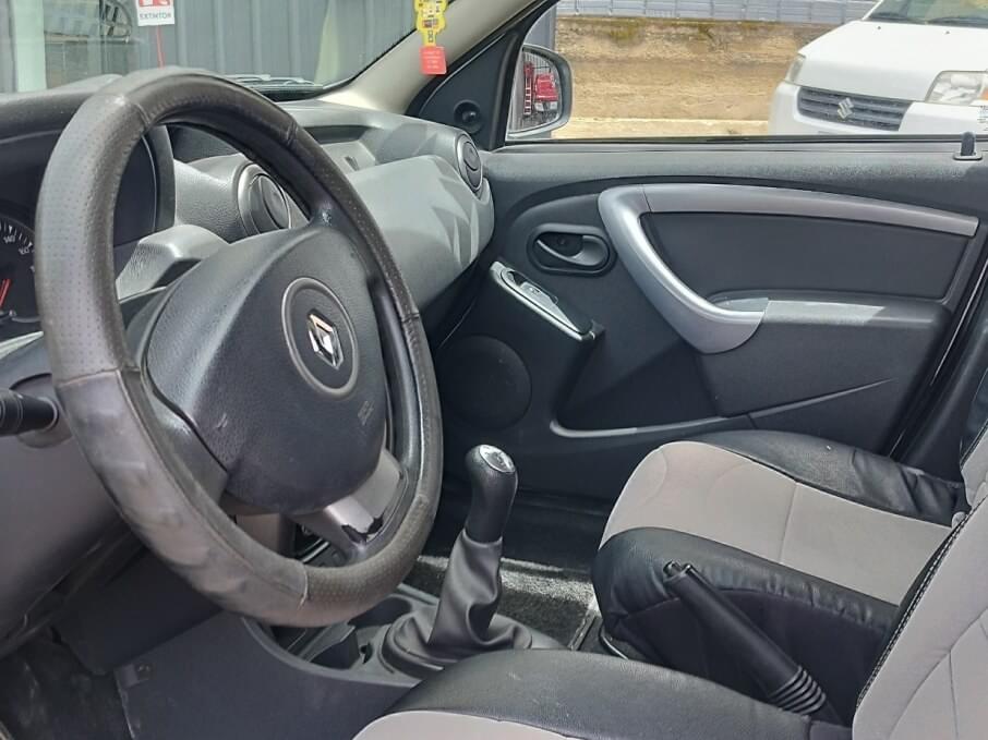 RENAULT DUSTER 2016 35.855 Kms.