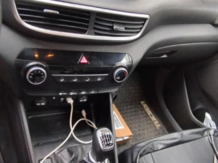 HYUNDAI TUCSON 2019 80.000 Kms.