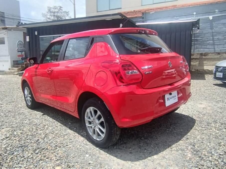 SUZUKI SWIFT 2023 16.368 Kms.