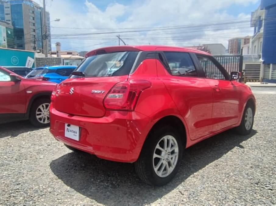 SUZUKI SWIFT 2023 16.368 Kms.