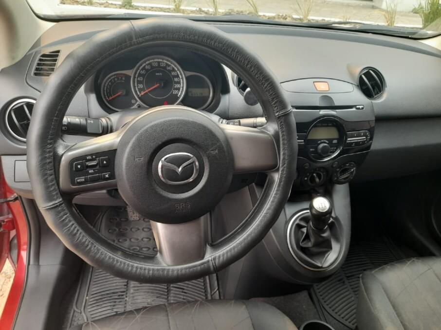 MAZDA MAZDA2 2015 65.500 Kms.