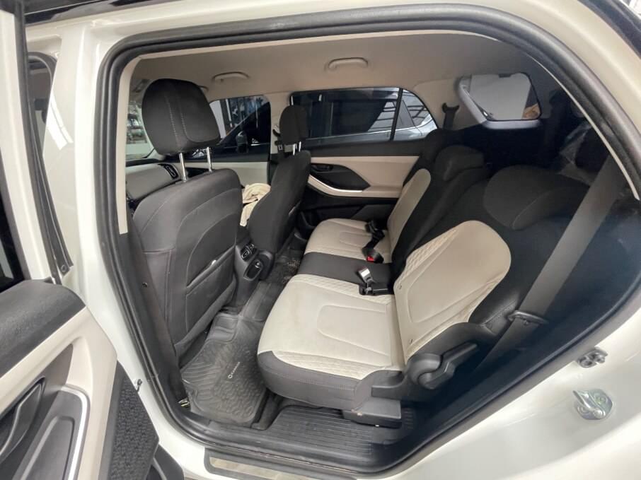 HYUNDAI CRETA 2023 12.000 Kms.