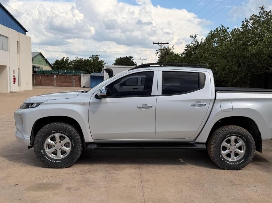 MITSUBISHI TRITON 2024 32.600 Kms.