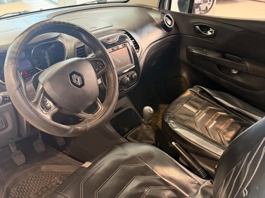 RENAULT CAPTUR 2020 71.681 Kms.