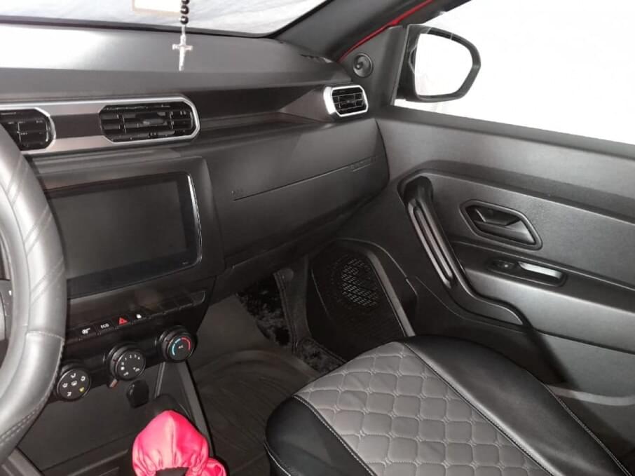 RENAULT DUSTER 2023 6.124 Kms.