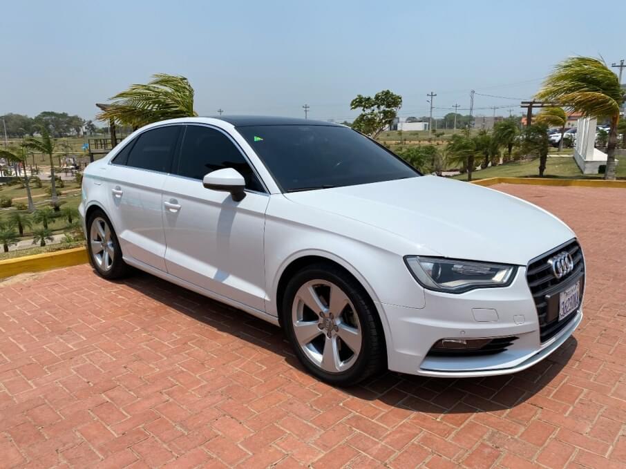 AUDI A3 2014 94.800 Kms.