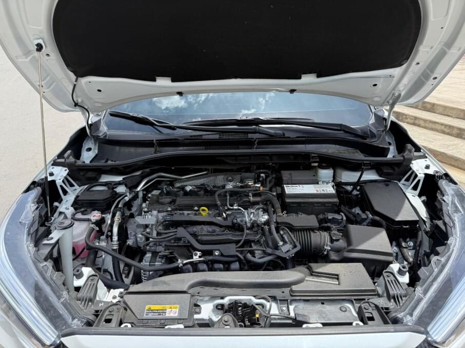 TOYOTA COROLLA 2025 15.500 Kms.