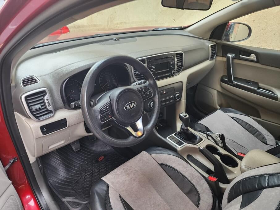 KIA SPORTAGE 2017 76.054 Kms.
