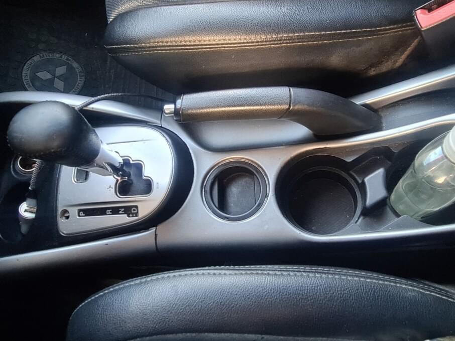 MITSUBISHI OUTLANDER 2010 93.000 Kms.