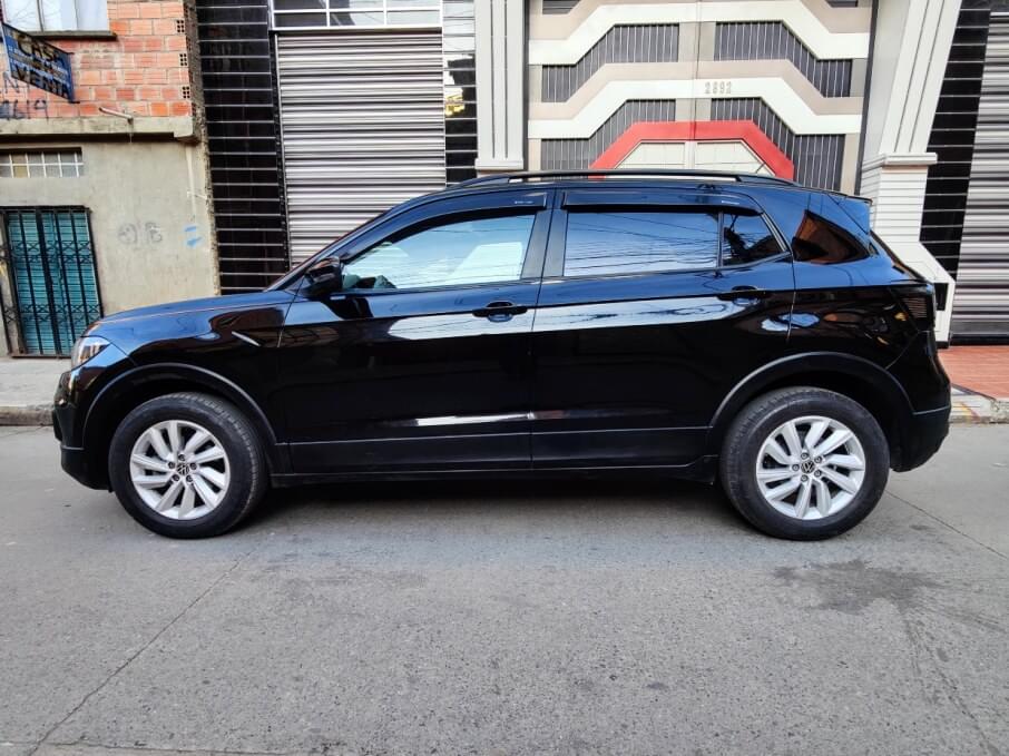 VOLKSWAGEN T-CROSS 2021 44.000 Kms.
