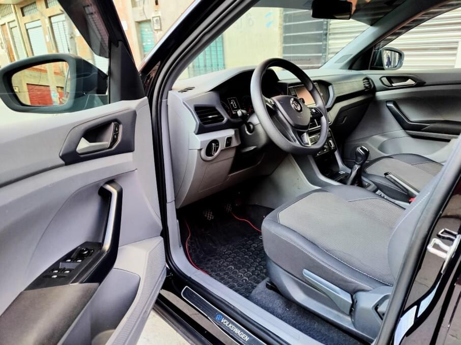 VOLKSWAGEN T-CROSS 2021 44.000 Kms.