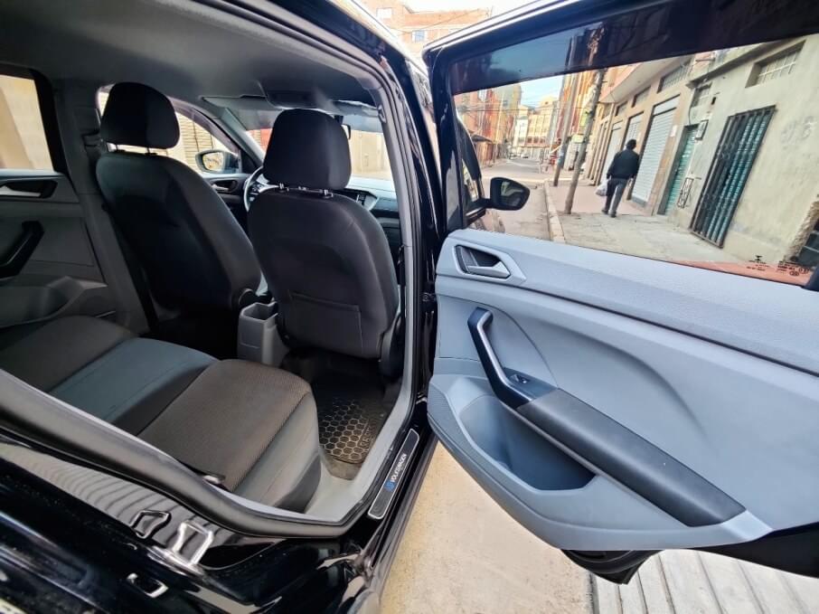 VOLKSWAGEN T-CROSS 2021 44.000 Kms.