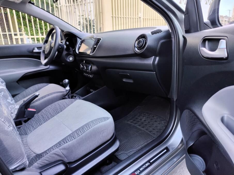 KIA SOLUTO 2025 1.000 Kms.