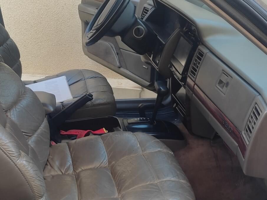 JEEP CHEROKEE 1993 131.000 Kms.