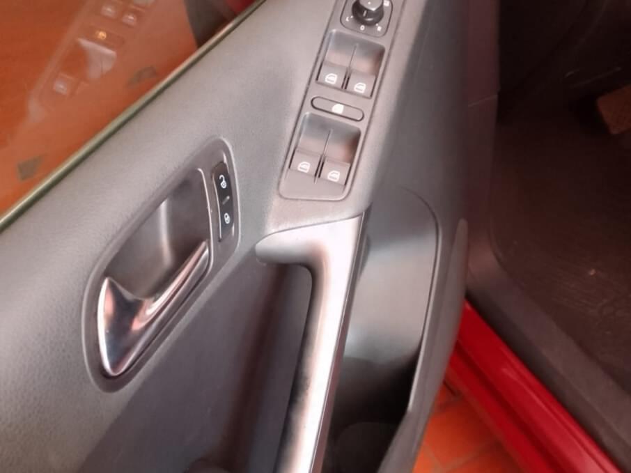 VOLKSWAGEN TIGUAN 2009 72.000 Kms.
